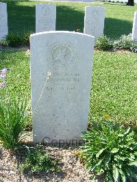 Sangro River War Cemetery - Douglas, R H